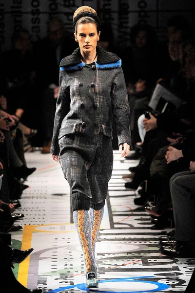 Look 8